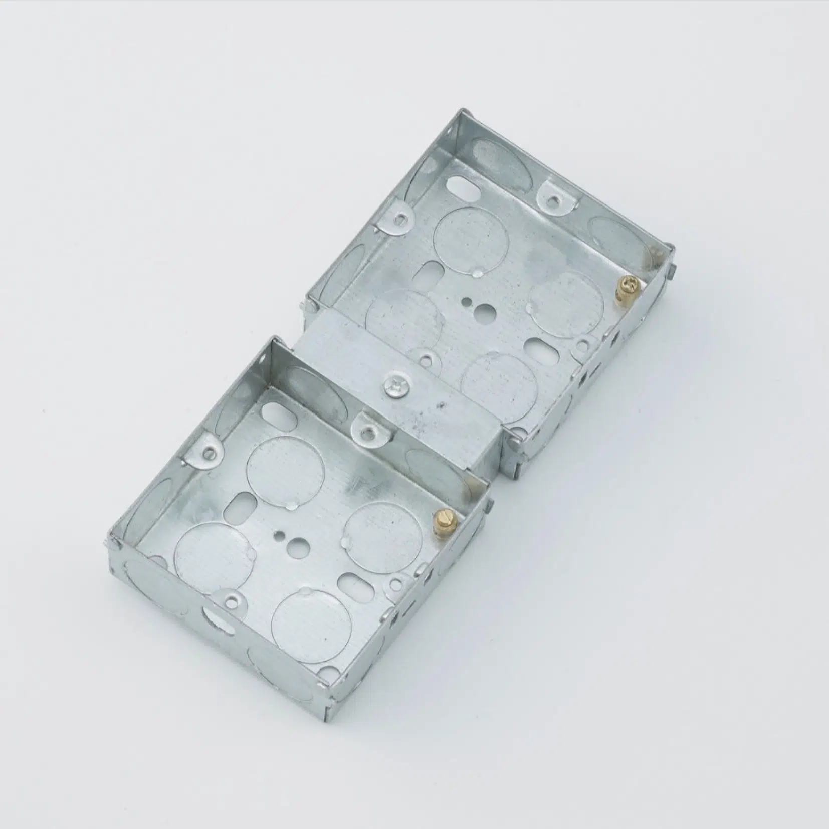 Box with Metal Connector